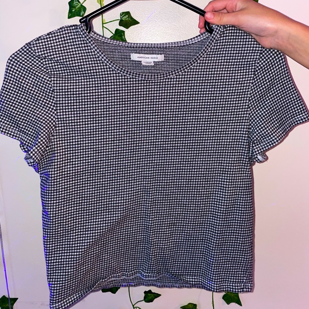 🖤AE B&W cropped tee